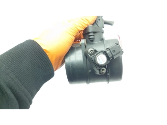 PRZEPŁYWOMIERZ POWIETRZA MERCEDES 2.7 CDI W203 W211 0281002535