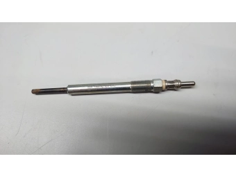 ŚWIECA ŻAROWA OEM FIAT NGK 1.3 MULTIJET FIAT, OPEL CDTI, EU5 4.3V 55210051