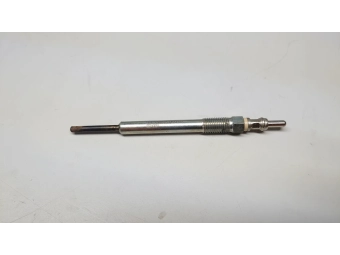 ŚWIECA ŻAROWA OEM FIAT NGK 1.3 MULTIJET FIAT, OPEL CDTI, EU5 4.3V 55210051