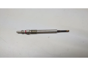 ŚWIECA ŻAROWA BOSCH FIAT 1.3 MULTIJET, OPEL CDTI, EU5 4.4V 0250403014