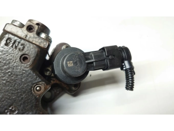 POMPA WTRYSKOWA FIAT OPEL 1.3 JTD CDTI 03-1 0445010092
