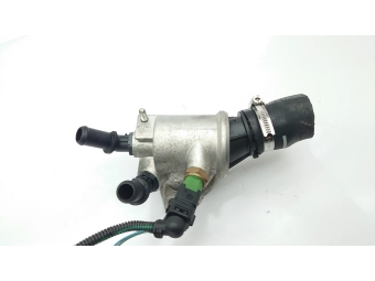 TERMOSTAT Z OBUDOWĄ PUNTO CROMA, ALFA 159 1.9 JTDM ZAFIRA VECTRA 55202510