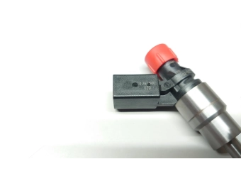 WTRYSKIWACZ BOSCH VW AUDI SEAT SKODA 2.0 TFSI 170-220KM 0261500020