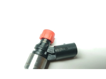 WTRYSKIWACZ BOSCH VW AUDI SEAT SKODA 2.0 TFSI 170-220KM 0261500020