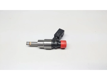 WTRYSKIWACZ BOSCH VW AUDI SEAT SKODA 2.0 TFSI 185-200KM 0261500039