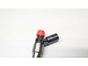 WTRYSKIWACZ BOSCH VW AUDI SEAT SKODA 2.0 TFSI 185-200KM 0261500039