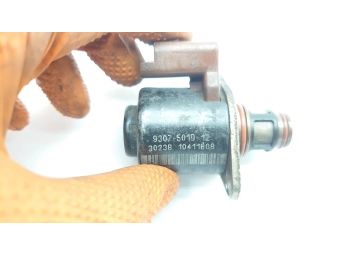 ZAWÓR REGULACJI CIŚNIENIA PALIWA CR RENAULT SUZUKI 1.5 FORD KIA 9307501D