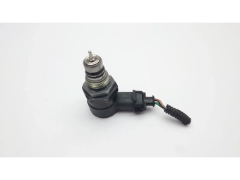 ZAWÓR REGULACJI CIŚNIENIA PALIWA CR AUDI A4 B7 A6 C6 2.7 3.0 TDI 0281002665