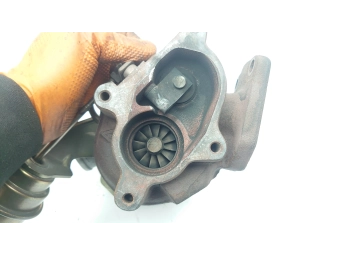 TURBOSPRĘZARKA TURBINA VW TRANSPORTER T4 2.5 TDI 88KM, 102KM 074145701A