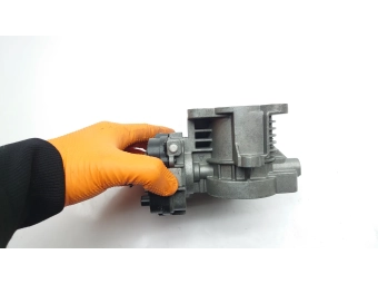 PRZEPUSTNICA, KLAPA GASZĄCA OPEL ZAFIRA ASTRA 1.9 CDTI 150 SAAB TID 55199974