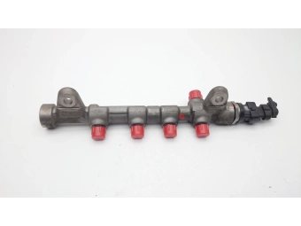 LISTWA WTRYSKOWA COMMON RAIL + CZUJNIK OPEL 2.0 CDTI 0445214221