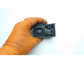 PRZEKAŹNIK ŚWIEC ŻAROWYCH JUMPER TRANSIT BOXER DEFENDER 2.2 CC11-12B533-AB