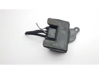 PRZEKAŹNIK ŚWIEC ŻAROWYCH Z UCHWYTEM MERCEDES W203 W638 2.2 CDI 2104400581