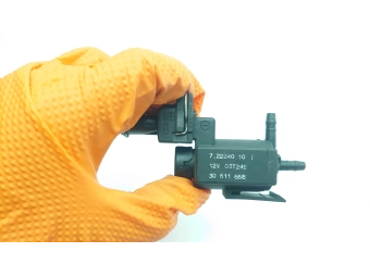 ELEKTROZAWÓ PODCIŚNIENIA VOLVO S80 V70 S60 XC90 XC70 2.4 2.9, 2.0 30611668