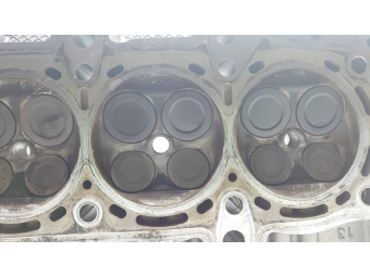 GŁOWICA CYLINDRÓW JEEP USA CHEROKEE COMPASS 2.4 BENZYNA 68306572AC