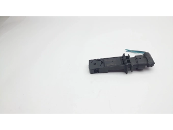 WKŁAD PRZEPŁYWOMIERZ POWIETRZA BOSCH FIAT DOBLO 1.9 JTD F00C2G8202