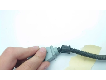 CZUJNIK POŁOŻENIA WAŁKA ROZRZĄDU AUDI, VW T5, T6 PASSAT B7 2.0 TDI 9805940