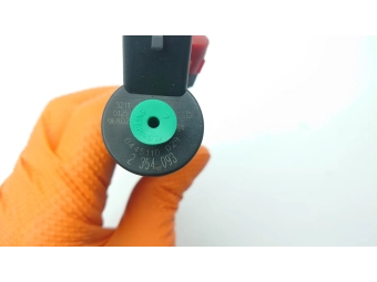 WTRYSKIWACZ BOSCH 0445110029 BMW E39 530D E38 730D M57