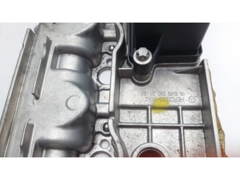 POKRYWA ZAWORÓW MERCEDES SPRINTER 2.2 CDI KPL. Z ODMĄ BOSCH A6460102130