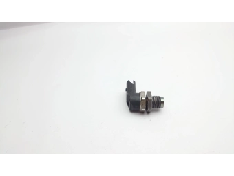 CZUJNIK CIŚNIENIA PALIWA BOSCH BMW M47 E87 E64 E90 E46 E83 E60 0281002497