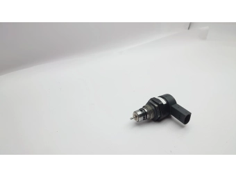 ZAWÓR REGULACJI CIŚNIENIA PALIWA BOSCH BMW M57 E87 E90 E83 E60 0281002481