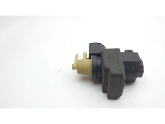 ELEKTROZAWÓR PODCIŚNIENIA TURBO MASTER, TRAFIC, MOVANO 2.5 DCI 8200486264