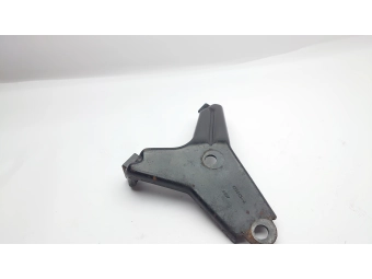 UCHWYT MOCOWANIE KATALIZATORA RENAULT TRAFIC OPEL VIVARO 2.5 DCI 629845