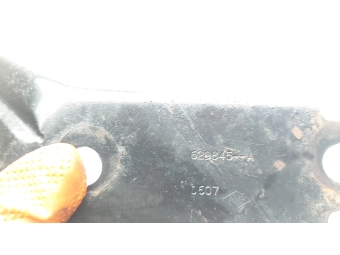 UCHWYT MOCOWANIE KATALIZATORA RENAULT TRAFIC OPEL VIVARO 2.5 DCI 629845