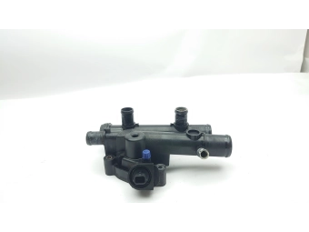 OBUDOWA TERMOSTATU RENAULT TRAFIC MASTER VIVARO MOVANO 2.5 DCI 8200709149