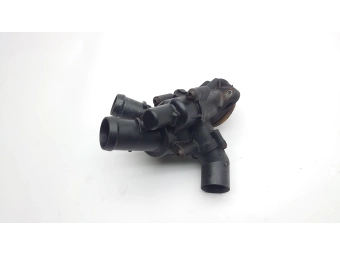 OBUDOWA TERMOSTATU VW TRANSPORTER T5 LIFT T6 2.0 TDI 03L121111AF