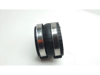 PRZEWÓD POWIETRZA ŁACZĄCY KOLEKTOR Z EGR 8200013366 MASTER TRAFIC 2.5 DCI VIVARO MOVANO