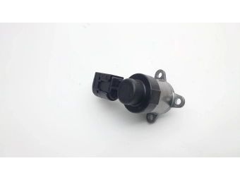 ZAWÓR REGULACJI CIŚNIENIA PALIWA BMW E90 E60 E65 E83 E53 M47 M57 0928400560