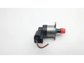 ZAWÓR REGULACJI CIŚNIENIA PALIWA BMW E90 E60 E65 E83 E53 M47 M57 0928400560