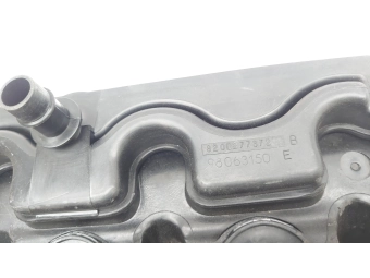 POKRYWA ZAWORÓW KOLEKTOR SSĄCY RENAULT MASTER, OPEL MOVANO 2.2 2.5 DCI, CDTI 8200277372 DELIKATNIE USZKODZONA
