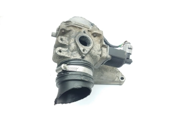 ZAWÓR EGR Z OBUDOWĄ TRAFIC MASTER 2.5 DCI VIVARO MOVANO 2.5 CDIT 8200217519