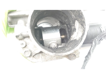 ZAWÓR EGR Z OBUDOWĄ TRAFIC MASTER 2.5 DCI VIVARO MOVANO 2.5 CDIT 8200217519