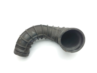 PRZEWÓD RURA SSACA FILTR TURBO VOLVO S60, V70, XC70, XC90 2.4 D5 08634143