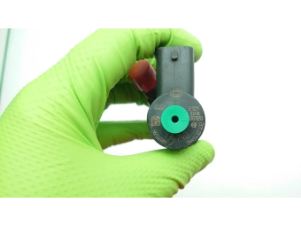 WTRYSKIWACZ BOSCH 0445110102 RENAULT MASTER, TRAFIC 2.2DCI OPEL MOVANO SPR.