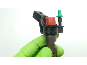 WTRYSKIWACZ BOSCH 0445115041 AUDI A5 3.0 TDI, Q7, A8 4.2 TDI SPRAWDZONY