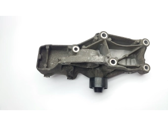 ŁAPA SILNIKA MOCOWANIE WSPORNIK TRAFIC II VIVARO 2.0 DCI 8200741758