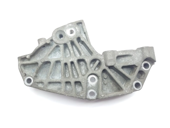 ŁAPA SILNIKA MOCOWANIE WSPORNIK TRAFIC II VIVARO 2.0 DCI 8200741758