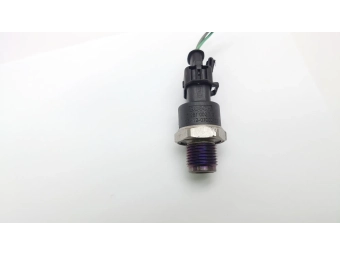 CZUJNIK CIŚNIENIA PALIWA LISTWAY CR RENAULT TRAFIC 2.0, 1.9 DCI 0281002719