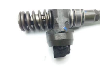 POMPOWTRYSKIWACZ 1.9, 1.4 TDI 0414720215 038130073AG