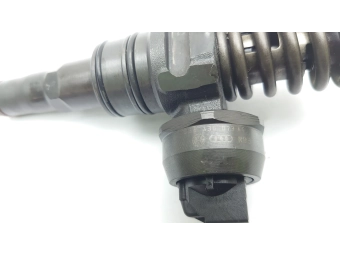 POMPOWTRYSKIWACZ 1.9, 1.4 TDI 0414720215 038130073AG