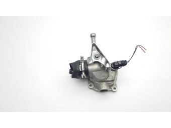 TERMOSTAT Z OBUDOWĄ MERCEDES W211, W203, W204, W211 2.2 2.7 CDI A6462000915