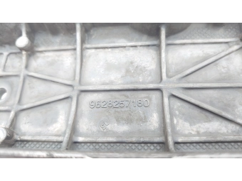 POKRYWA ZAWORÓW POD USZCZELKĘ PARTNER, 206, BERLINGO 1.9 D DW8 9628257180