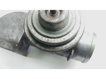 ZAWÓR EGR DOLOT VW TRANSPORTER T4 2.5 TDI MULTIVAN ACV, AYY, AUF 074129499B