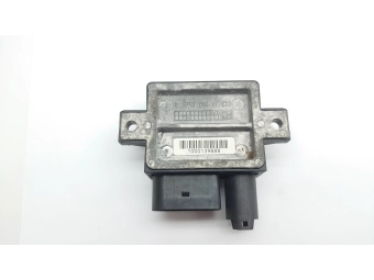 PRZEKAŹNIK ŚWIEC ŻAROWYCH BMW 2.0D N47 E90, E60 E87 120D E83 E84 779800006