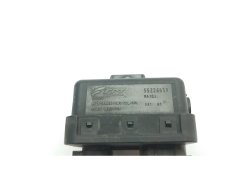 PRZEKAŹNIK ŚWIEC ŻAROWYCH FIAT DOBLO PUNTO 1.3 MJET COMBO1.3 CDTI 55226659