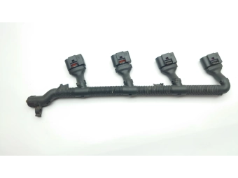 OSŁONA PRZEWODÓW CEWEK ZAPŁONOWYCH VW PASSAT AUDI A4, A6 2.0 ALT 3B0971824C